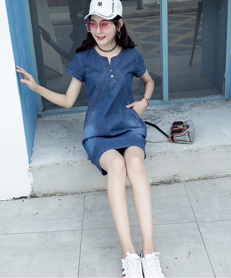ĐẦM JEAN SUÔNG CỔ TRỤ TÚI XÉO